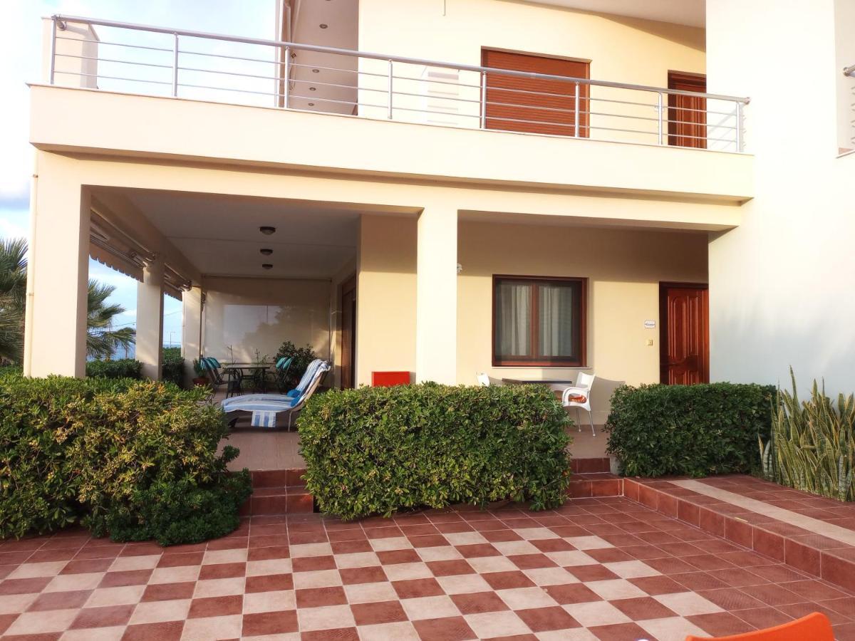 Tholos Bay Suites Καβούσι Εξωτερικό φωτογραφία