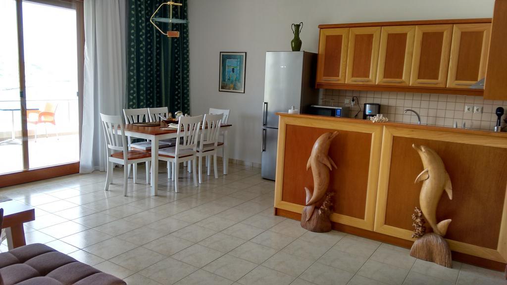Tholos Bay Suites Καβούσι Δωμάτιο φωτογραφία