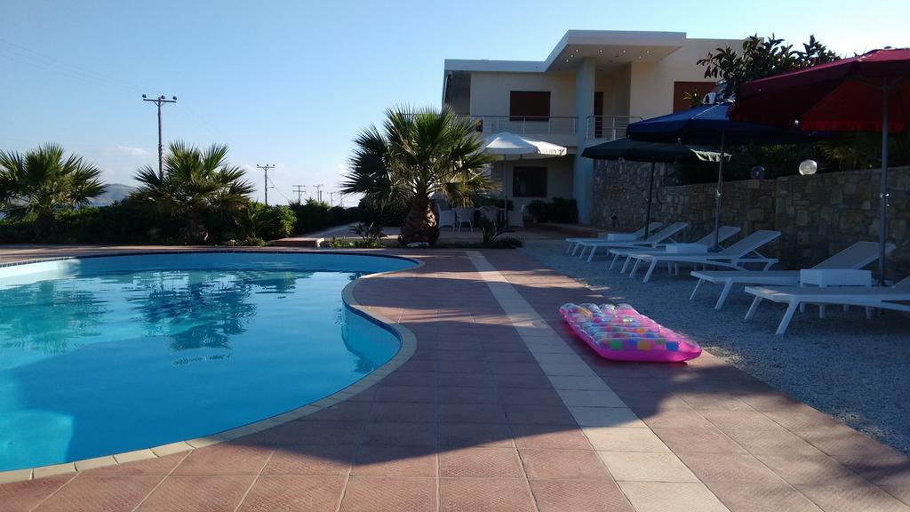 Tholos Bay Suites Καβούσι Δωμάτιο φωτογραφία